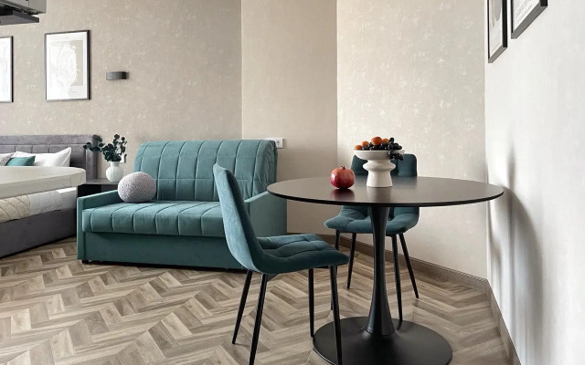 Udachnye Sutki Layf Flat