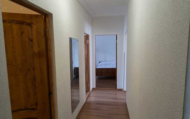 Dlya Semyi Flat