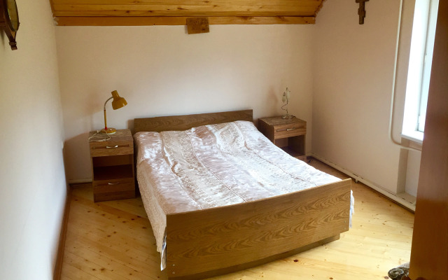 V Gorakh Dlya Semeynogo Otdykha Private House