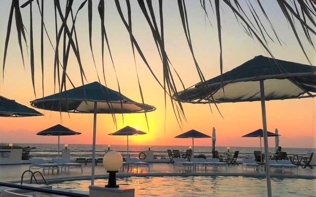 Zorbas Beach Village