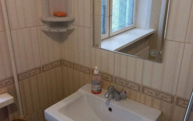 Квартира студия на улице 1-й Ударной Армии 75