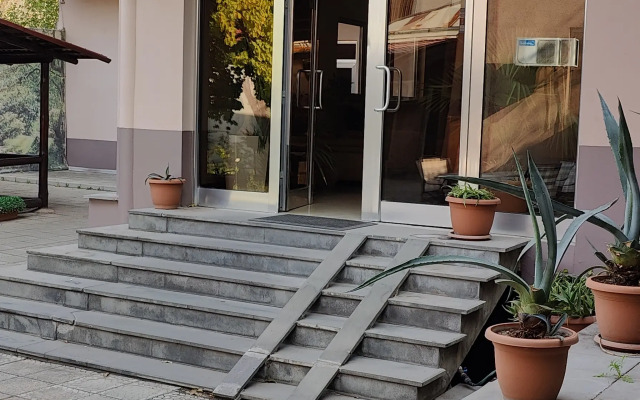 Areg hotel