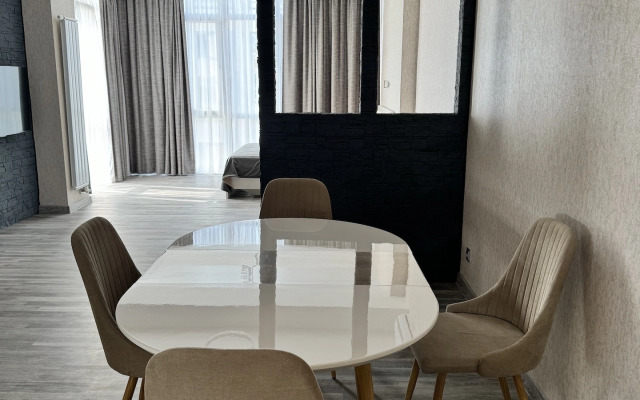 Апартаменты на улице Сенявина 5