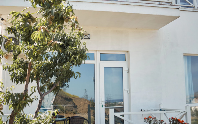 Vyshe Neba Koktebel Apartments