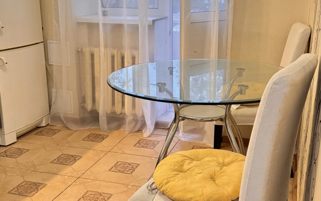 Квартира Двухкомнатная Кирова 6