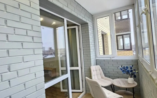 Na prospekte Frunze 14 Flat