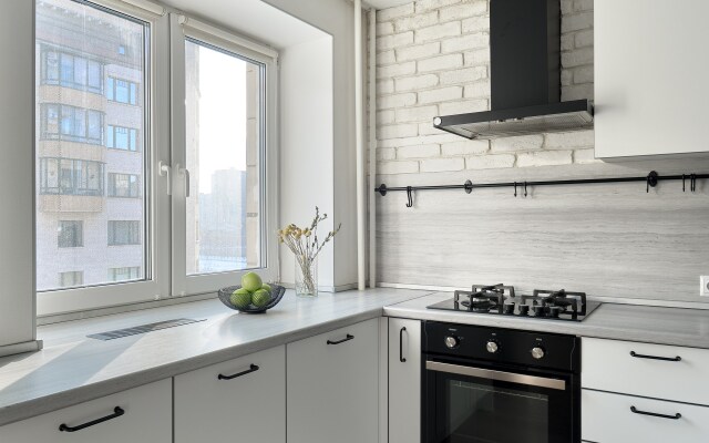 Апартаменты Большие рядом с метро и Заливом