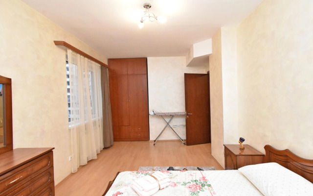 Celaf Apartment