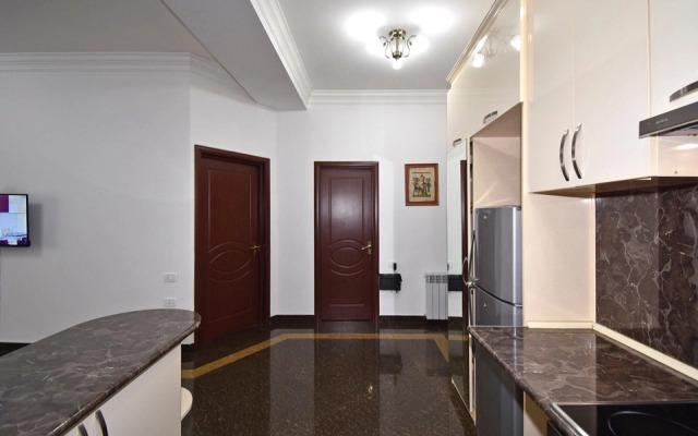 Bu944, 2-Komn. V Novostroyke Na Ul. Pavstosa Byuzanda Flat