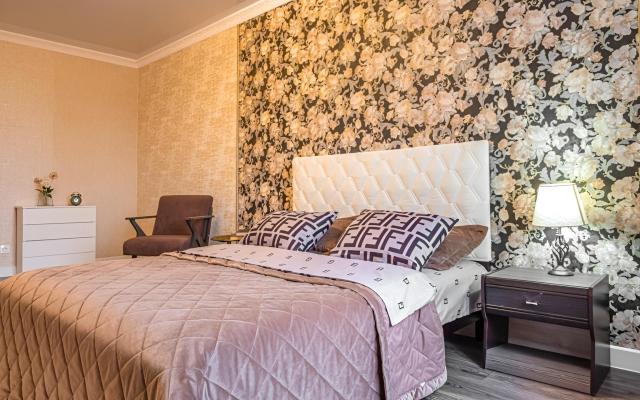 V Tsentre Goroda Apartment