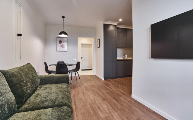 Luxe  S Dzhakuzi Na Skryganova Apartments