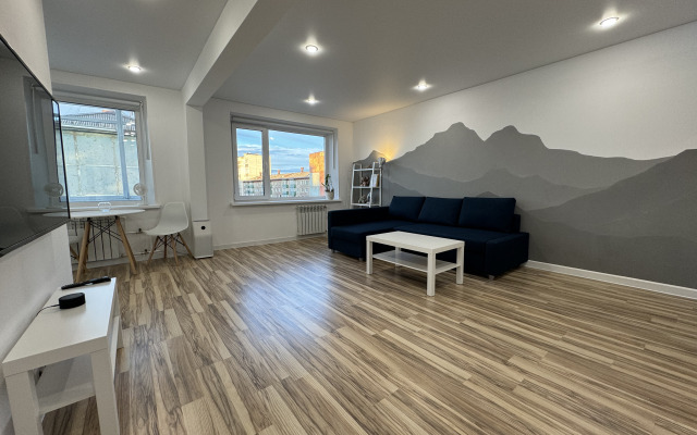 Uyut Flat