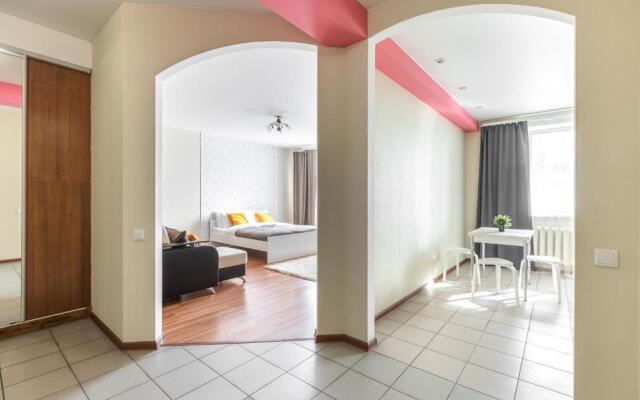 Tolstoy Leyteyzena Apartments