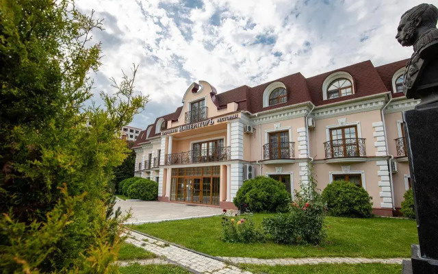 Отель Императоръ