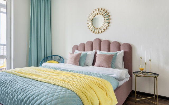 Квартира Евро-двухкомнатная Тиффани у метро рядом с разводным мостом на Неве и центром