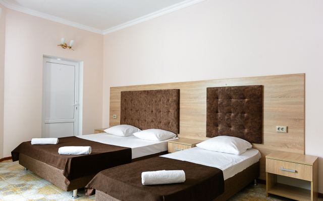 Bayazet Hotel