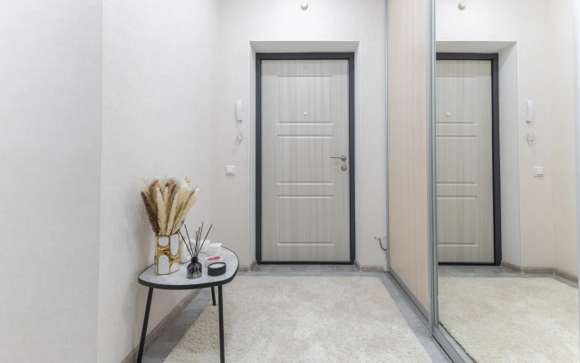 Comfort Home Na Chetaeva 43a Apartments