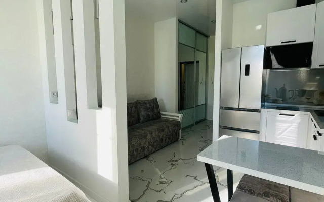 White Apartment by the Sea Flat