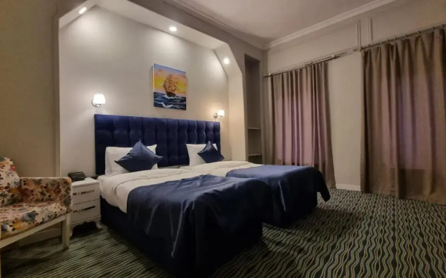 Retro Art Boutique Hotel