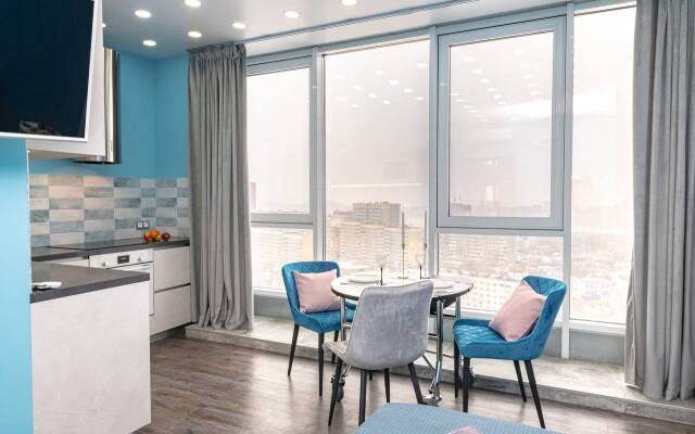 Квартира с Панорамными Окнами и Выходом на Крышу