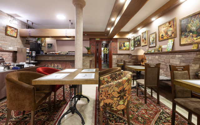 Amarant Hotel