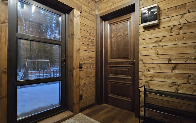 Частный дом большой