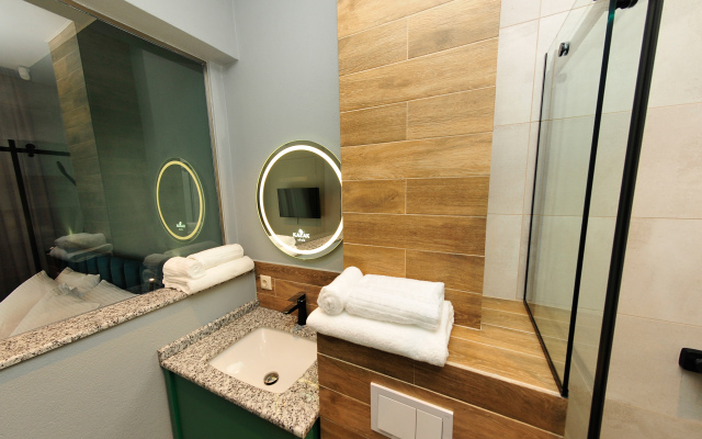 Kazak Club Hotel