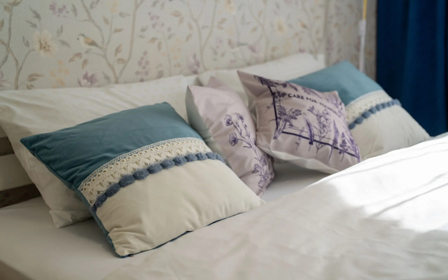 Квартира Трёхкомнатная на Доватора