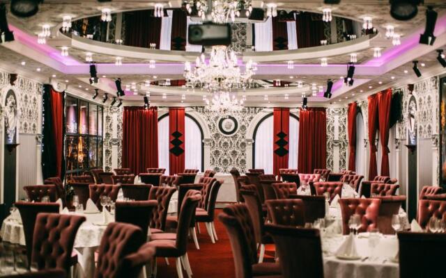 Caesar Royal Palace Hotel