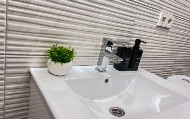 Ryadom S Zhd Vokzalom Flat