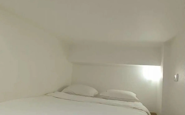 2 Na Ulitse Dekabristov 23 Apartments