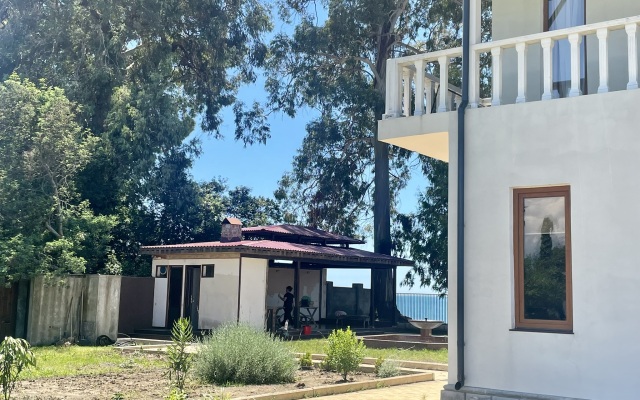 Mayna Villa