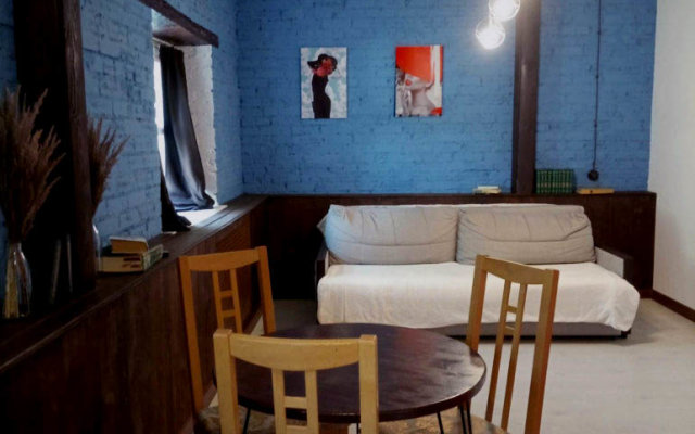 Uyutnyj Podval'chik v istoricheskom centre, 33 kvartiry Flat