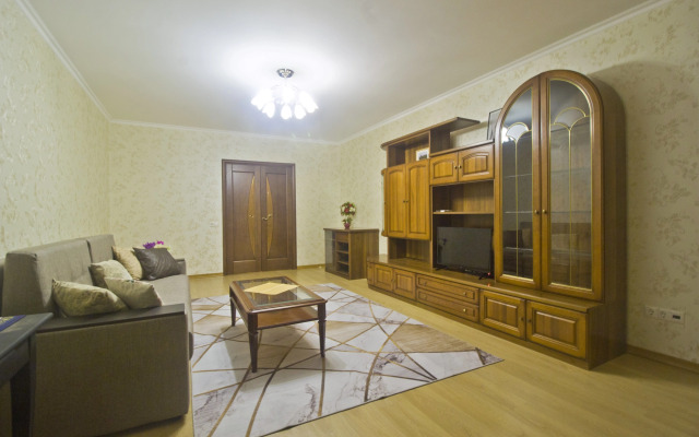 Dvukhkomnatnaya S Izolirovannymi Komnatami I Prostornoj Kukhnej Flat