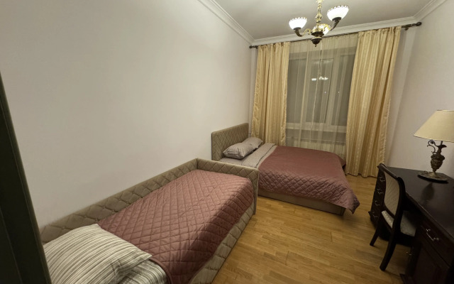 Апартаменты в центре Минска для 10 гостей
