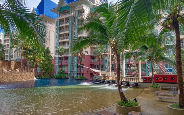 Grande Caribbean Condo Apartments