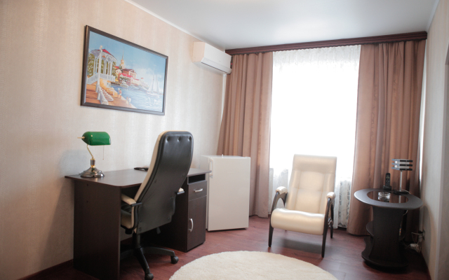 Zarya Hotel