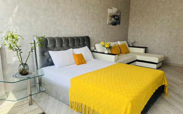 Квартира Комфорт на Нансена 103/1/5 1