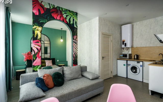 Квартира Уютная студия в центре с большой ванной