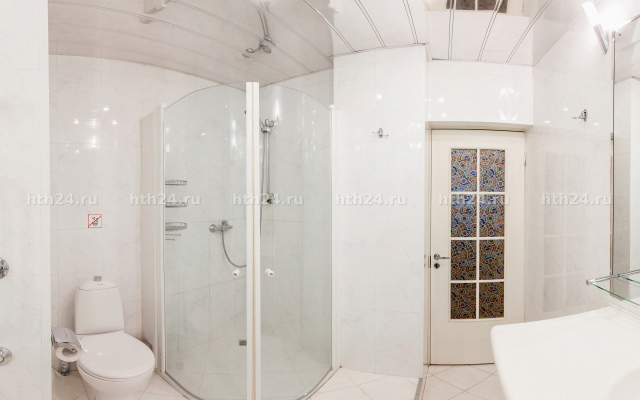 Апартаменты hth24 на Итальянской 1