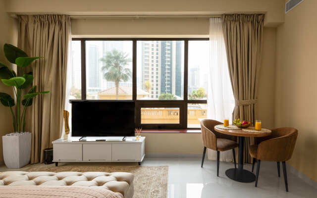 Happy ACADEMIA JBR Apartments