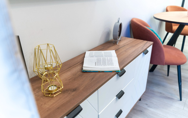 Апартаменты Stepanenkov на 8 марта 204Д (199/1)