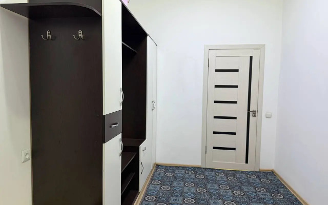 Uyutnye Apartamenty Kievskaya, 190 Flat