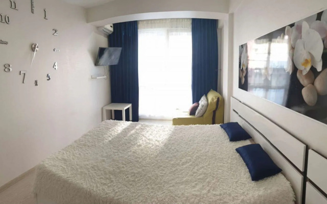 Квартира у Мoря в Дoме Бизнес-класcа