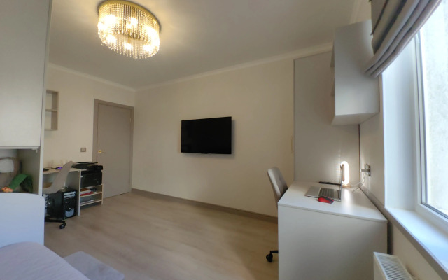 V Tsentre Flat