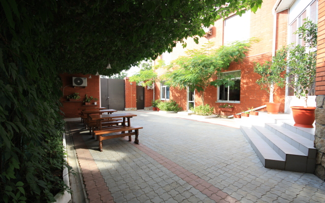 Barkhatny Sezon Guest House
