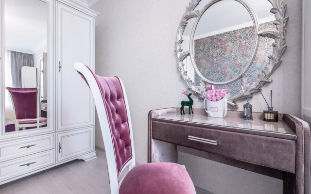 Bolshoi by Roomers Apartments