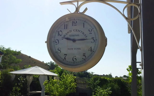 Мебилированные комнаты Парус