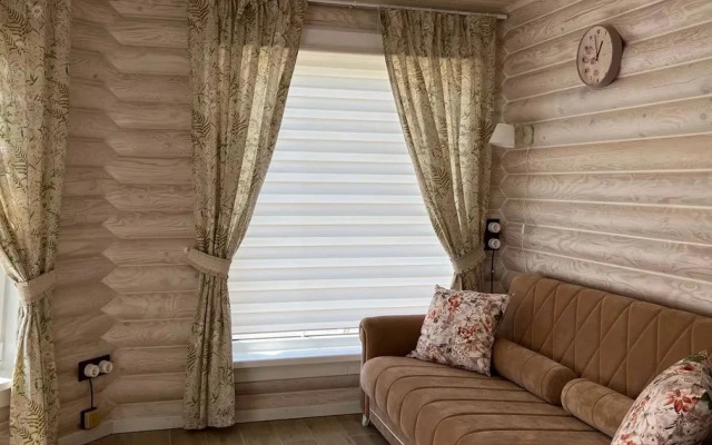U Baltiyskogo Morya Private House