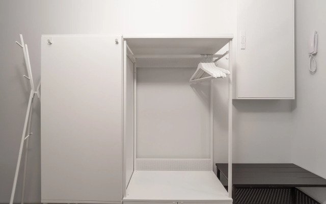 Dizaynerskaya S Vidom Na More I Dendrariy Flat